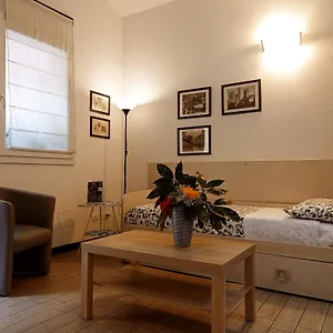  Apartment Borghetto Panigale Italien
